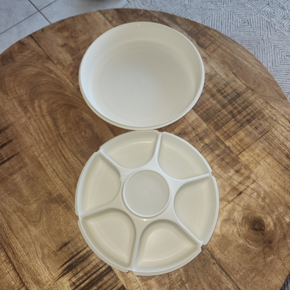 Vintage Tupperware Serving and Taco Bar Center Set